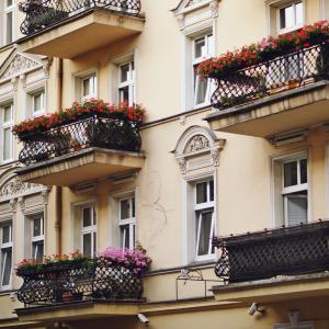 Ukwiecone balkony | październik 2024